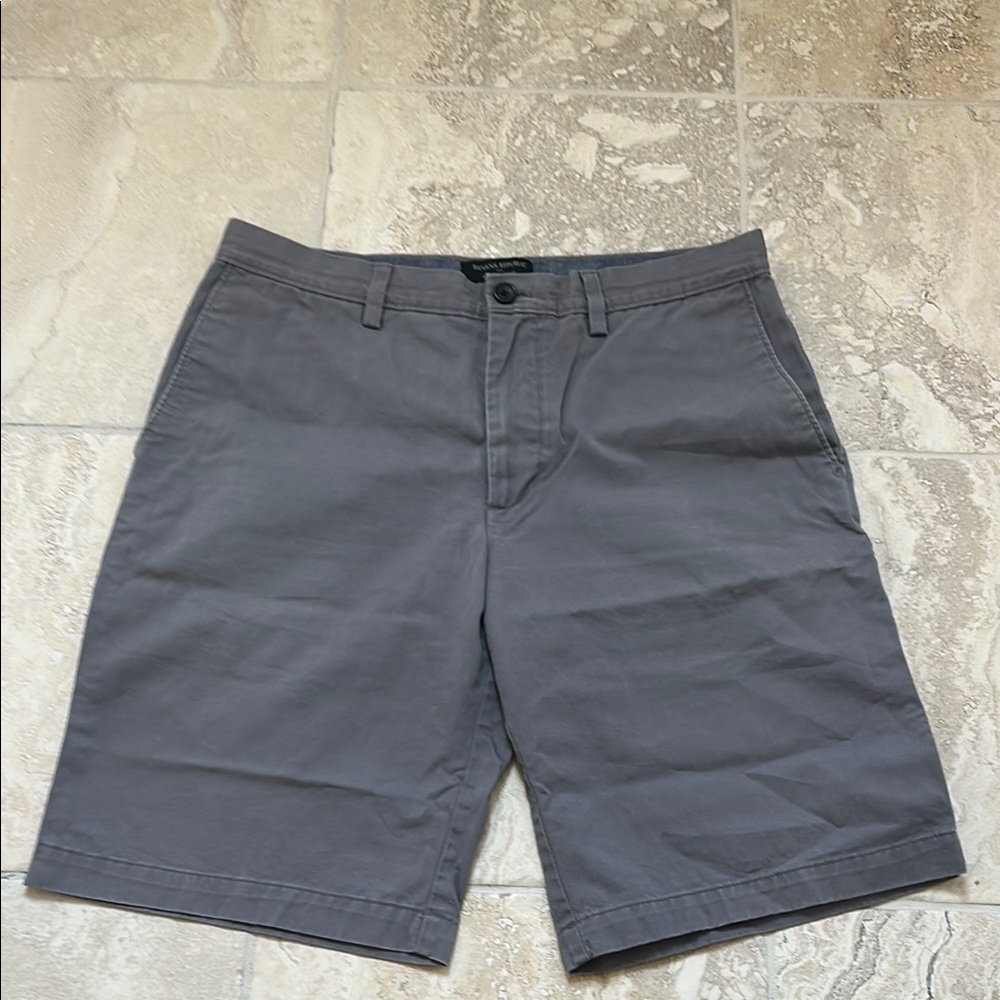 Banana Republic Emerson Men' Gray Shorts